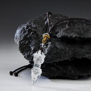 222_8a1cd800-92e7-4223-be6f-589c257414ab.webp-1.jpg Protective Clarity Tibetan Quartz Crystal Vajra Pendant